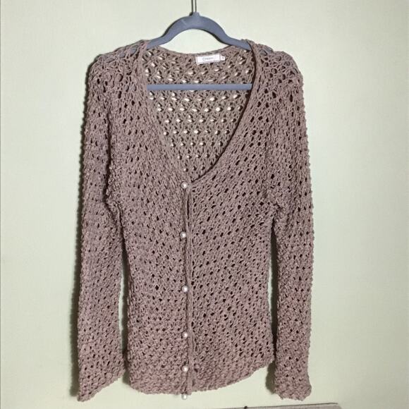 Cream Cloth Women Crochet Sweater With Pearl Button Detail Sz XL EUC Runs Small - Picture 3 of 12